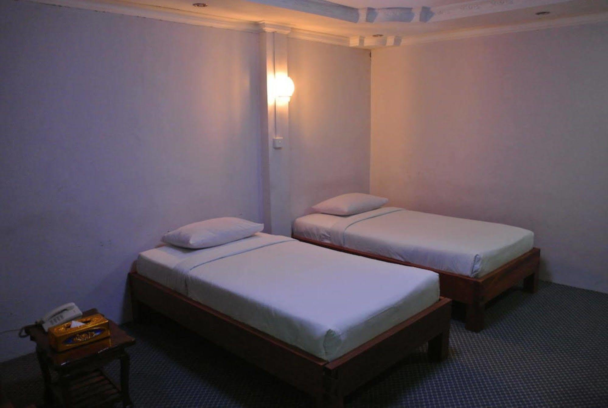 Yaewaddy Motel Gyogon Dış mekan fotoğraf